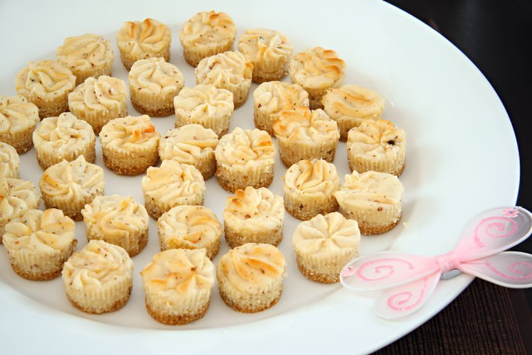 Why People Love Mini Cheesecake Cupcakes for Special Occasions