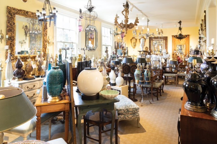 antique shops with vintage furniture in Abilene, TX