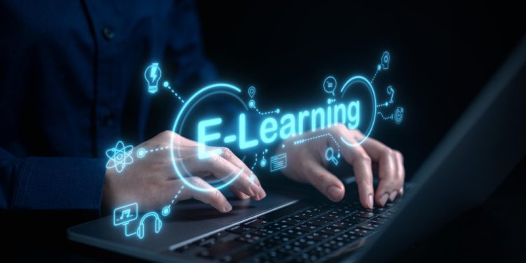 Role of technology in improving blended learning services