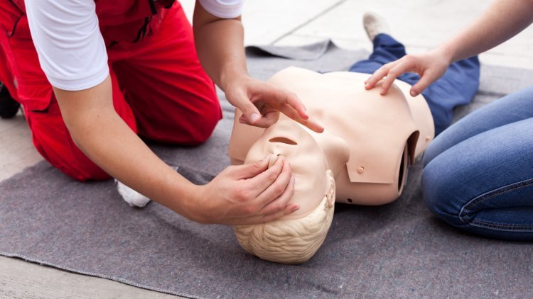 The Top 5 First Aid Skills Everyone Should Learn