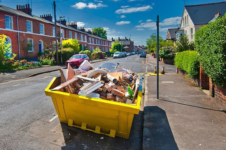 The Role of Skip Hire Services in Promoting Sustainable Waste Disposal