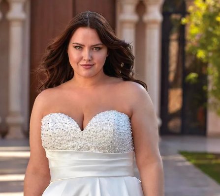 Finding the Perfect Curvy Women’s Wedding Dress: A Guide to Embracing Your Shape