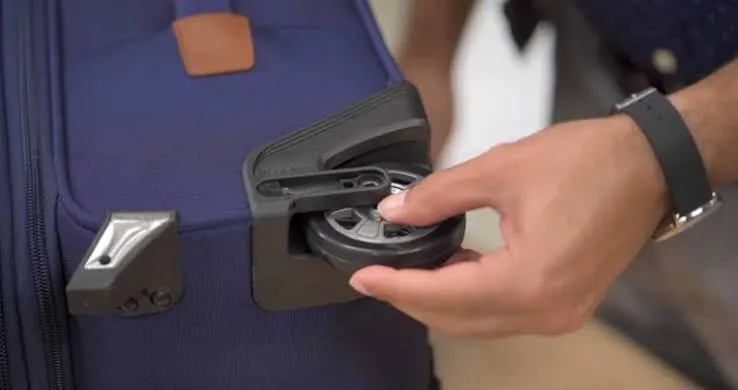 Suitcase Wheel Repair Dubai: How to Choose the Right Solution for Damaged Luggage