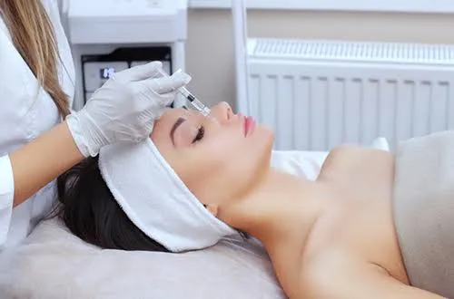 How Plastic Surgeons and Aesthetic Clinics in Toronto Build Trust Online