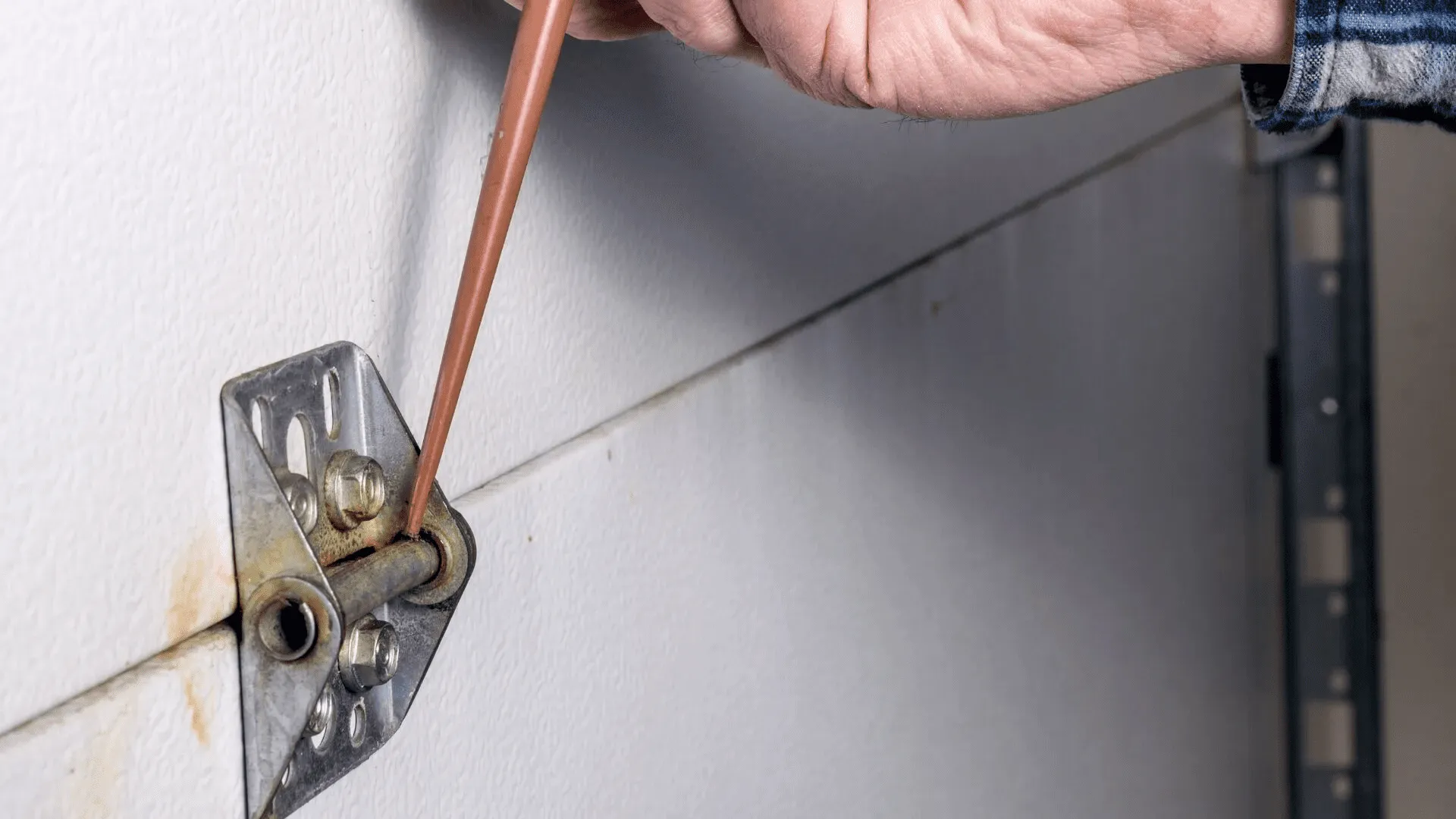 24/7 Garage Door Repair Sugar Land TX for Homes and Businesses